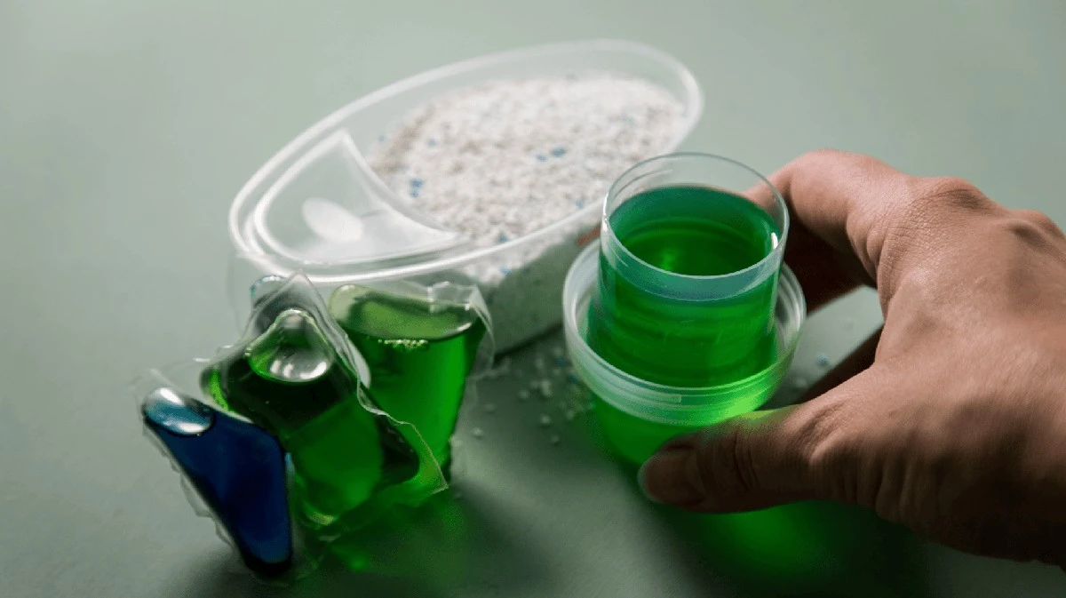 Expertos desaconsejan un tipo de detergente: ¿cuál deberías evitar?