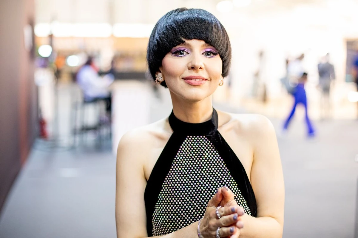 Monika Liu: el corazón de la cantante lituana ahora late por un conocido comediante - image 1