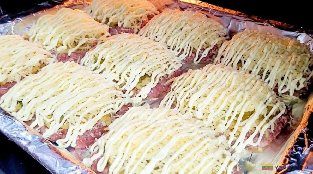 Carne picada y patatas: la cena secreta de los cocineros que te ahorrará horas