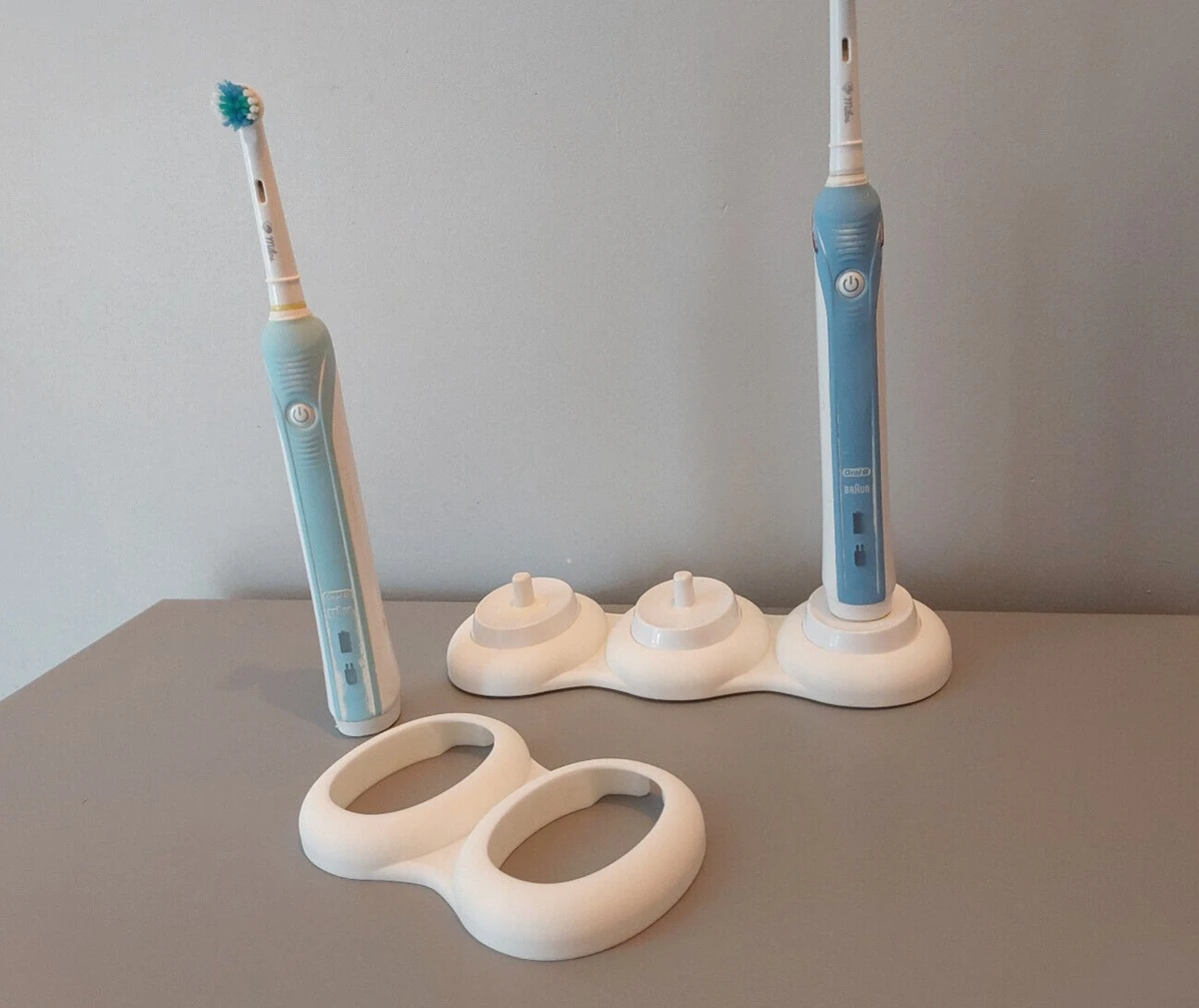 El truco sencillo para mantener impecable la base de carga de tu cepillo eléctrico - image 1