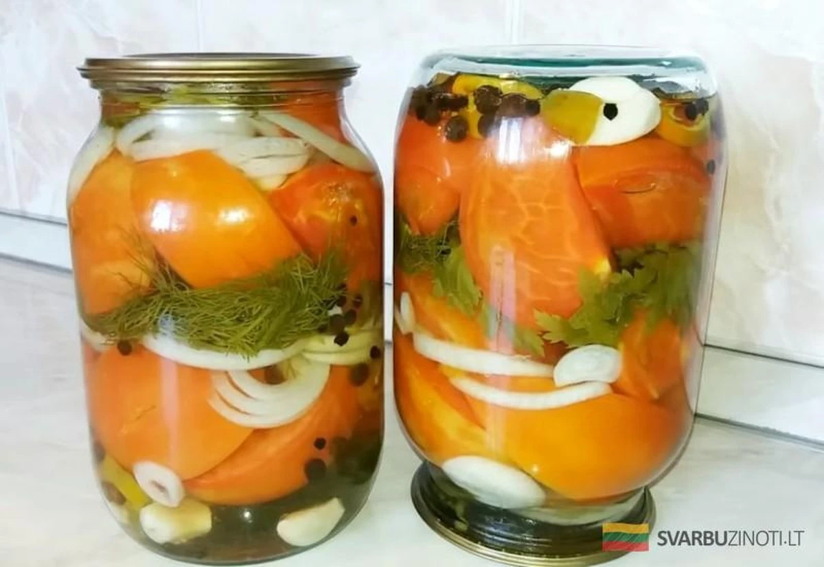 Pomodoros encurtidos con cebolla y ajo: un manjar invernal que te encantará