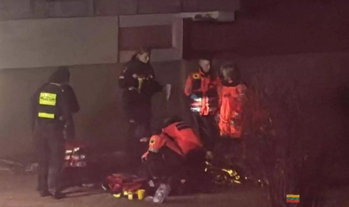 El misterio del balcón: ¿Qué ocurrió realmente antes de la caída fatal en Klaipėda?