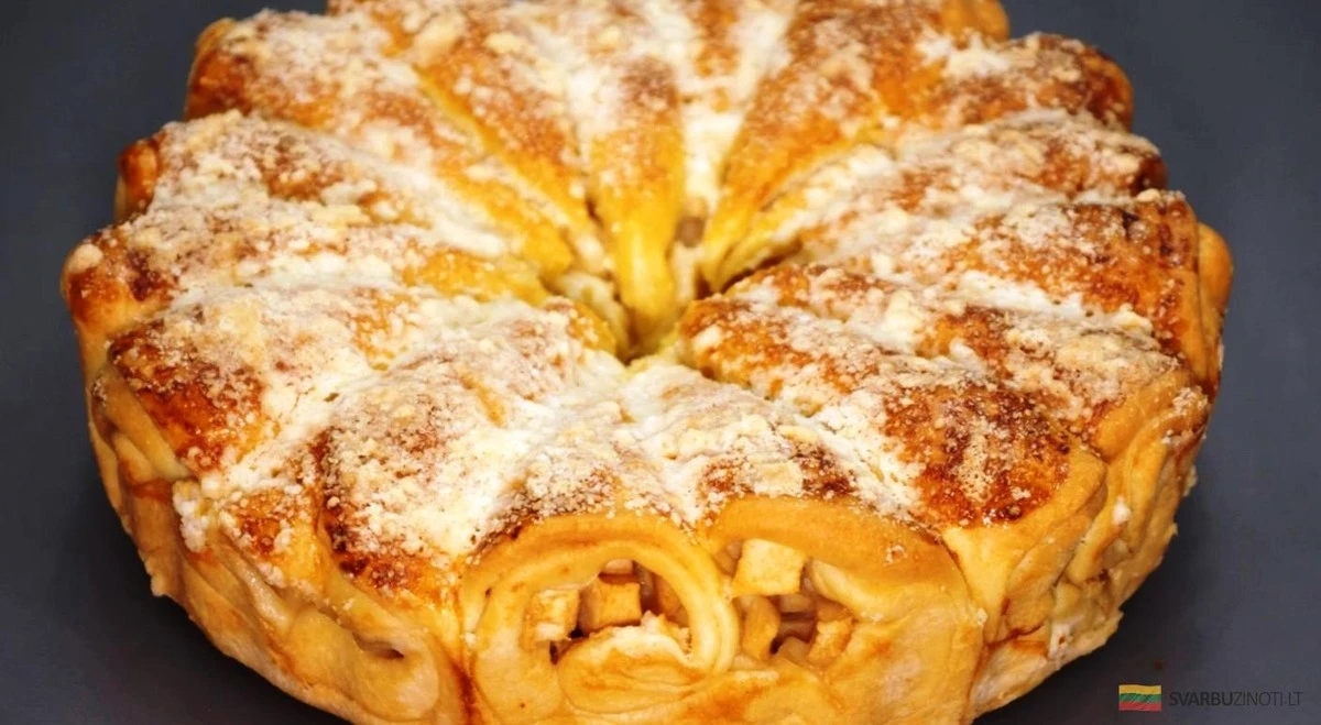 Pastel desprendible de manzana: tierno, esponjoso y fácil de compartir