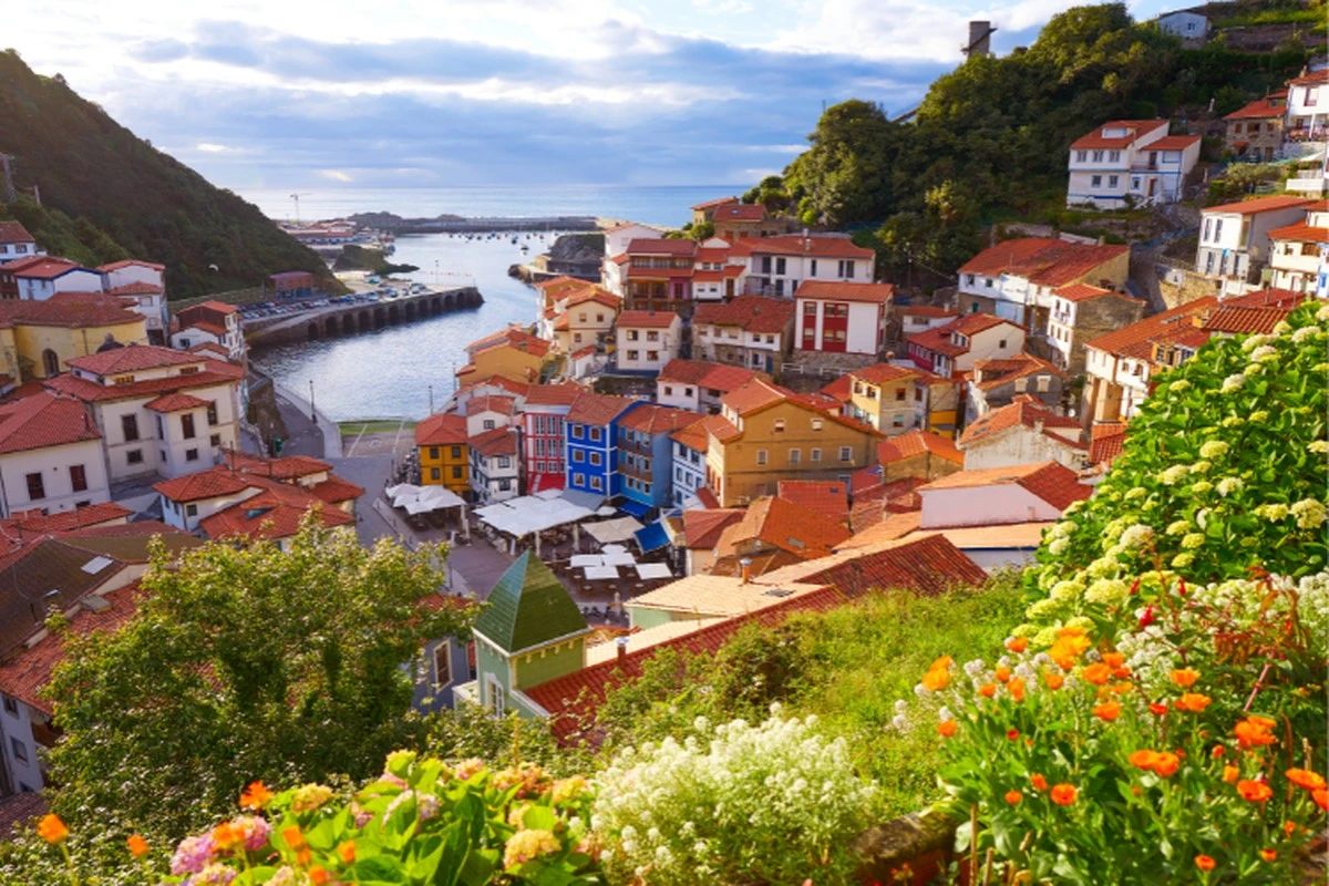 La primavera en España desvela 15 grados: prepárate para un fin de semana de calor inusual - image 1