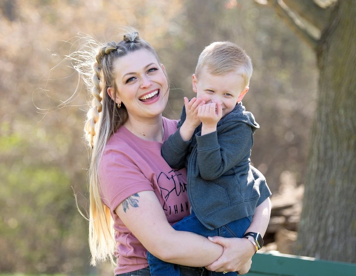 Un bulto tras el parto reveló un raro cáncer de hueso en una joven madre - image 1