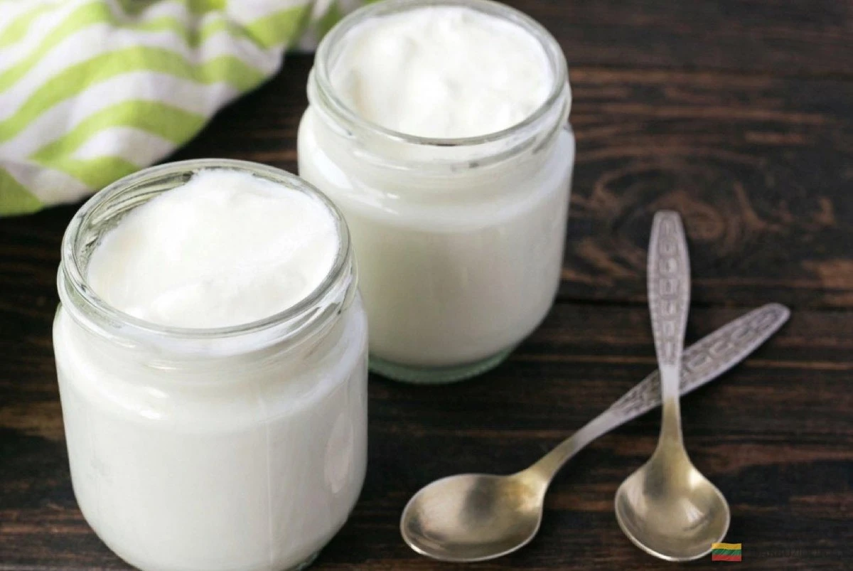 Yogurt casero sin gastarte una fortuna ni usar máquinas