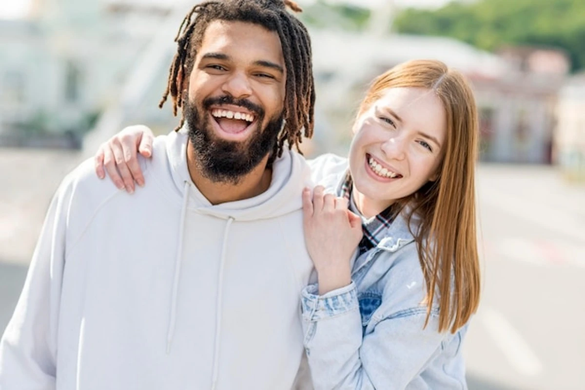 Ramūnas Rudokas: La historia de su primera cita y la controvertida reacción familiar - image 1