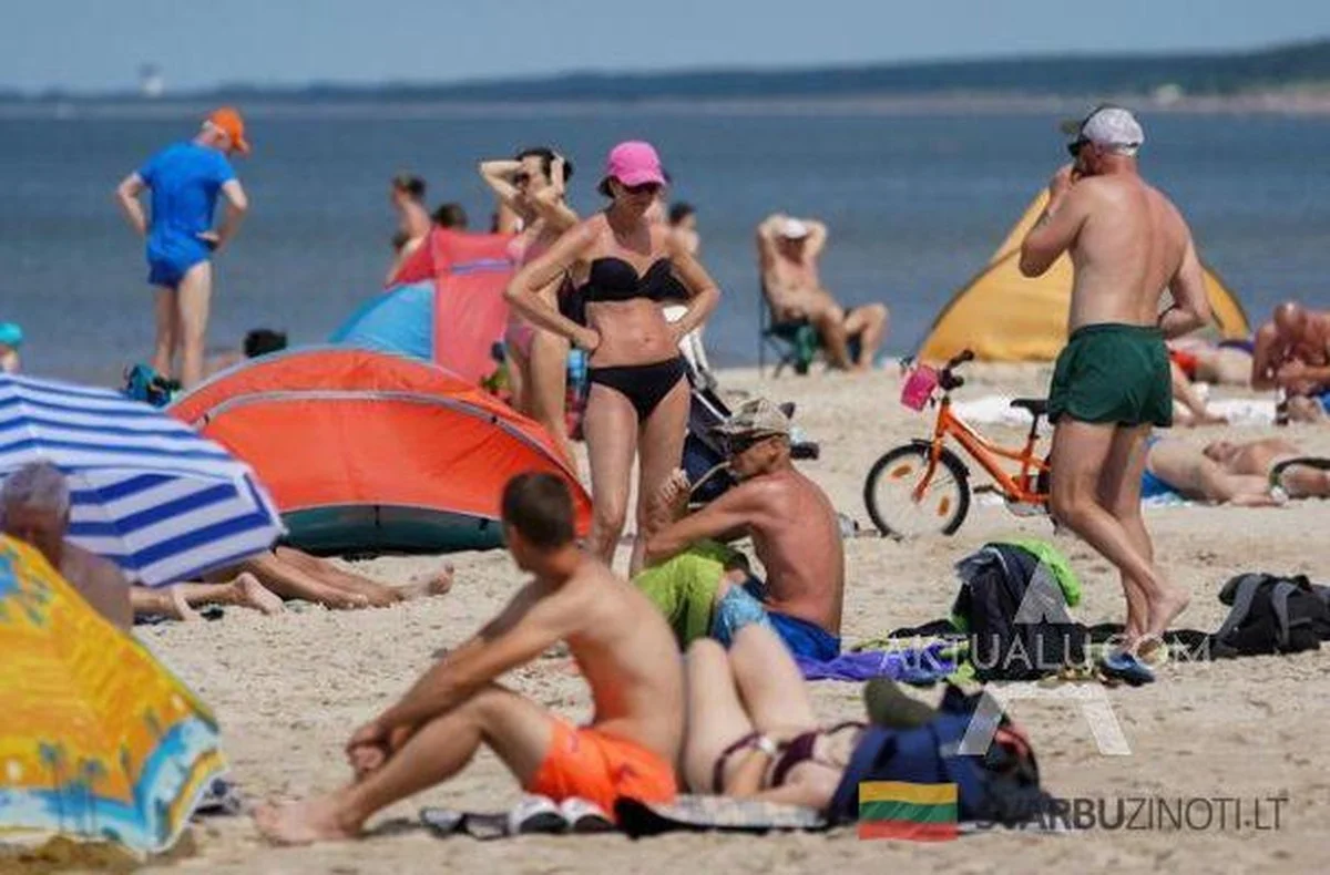 Adiós al Ruido en la Playa: Multas de hasta 200€ por Música Alta en España