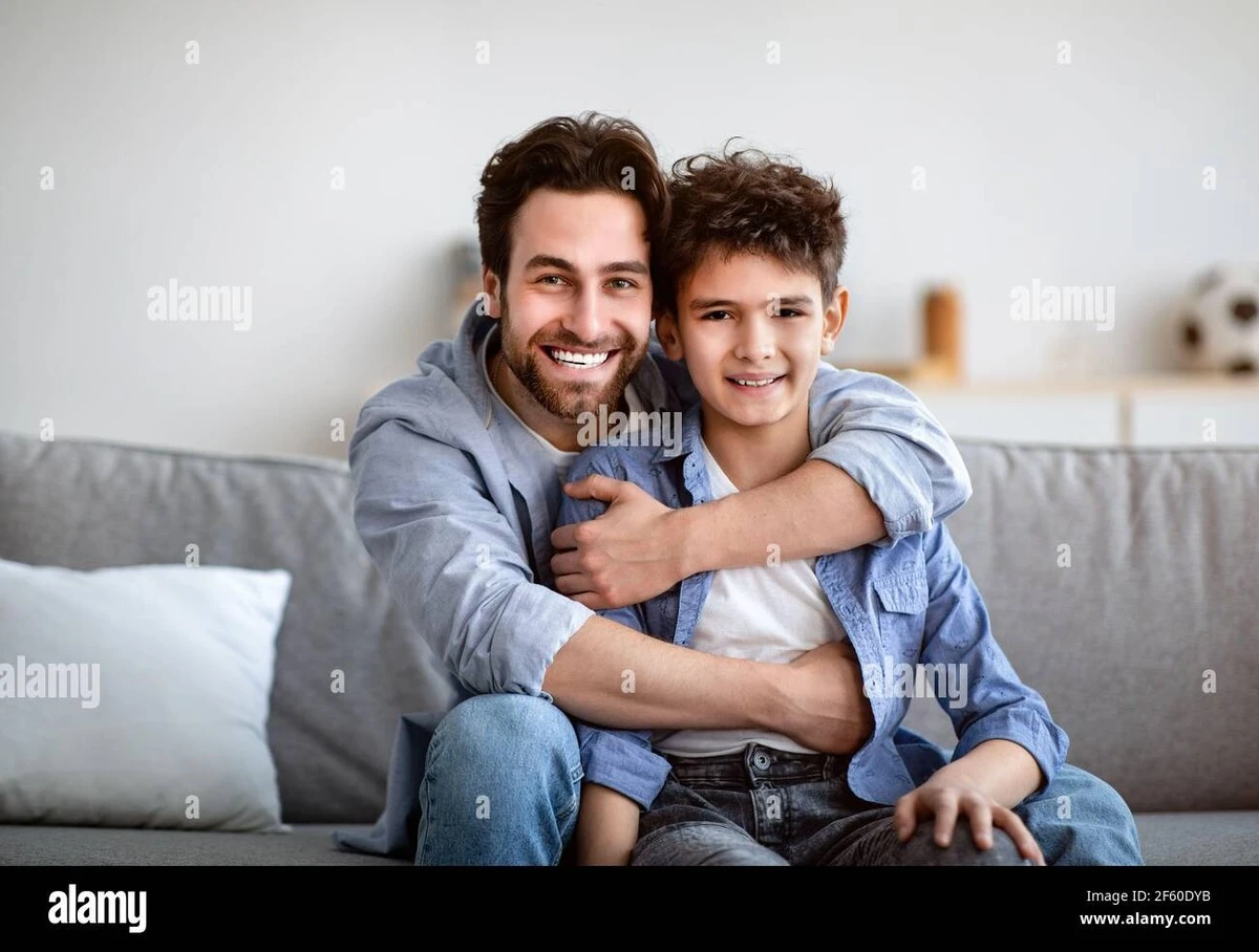 La última foto viral de padre e hijo justo antes del trágico accidente aéreo - image 1