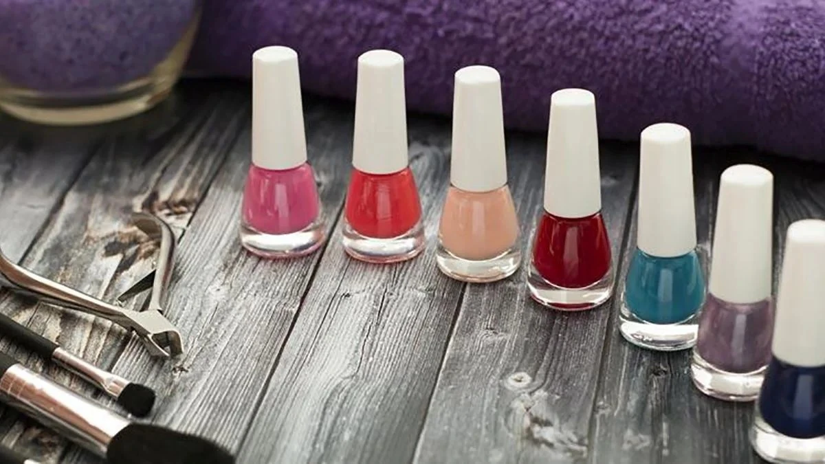10 trucos insospechados con esmalte de uñas que cambiarán tu vida en casa - image 1