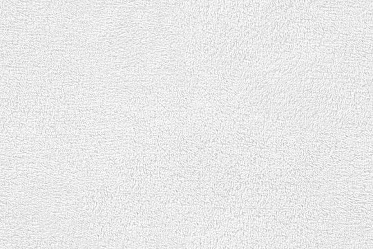 Las tiras en tus toallas: el misterio de diseño que quizás te irrita - image 1