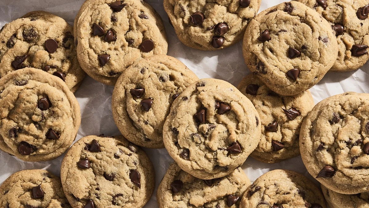 Galletas caseras de la abuela con mermelada y tubos de crema de vainilla - image 1