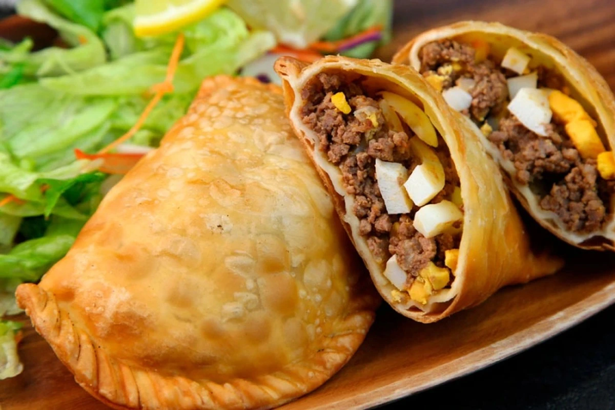 Olvídate de la levadura: empanadas de carne esponjosas en 10 minutos con kéfir - image 1