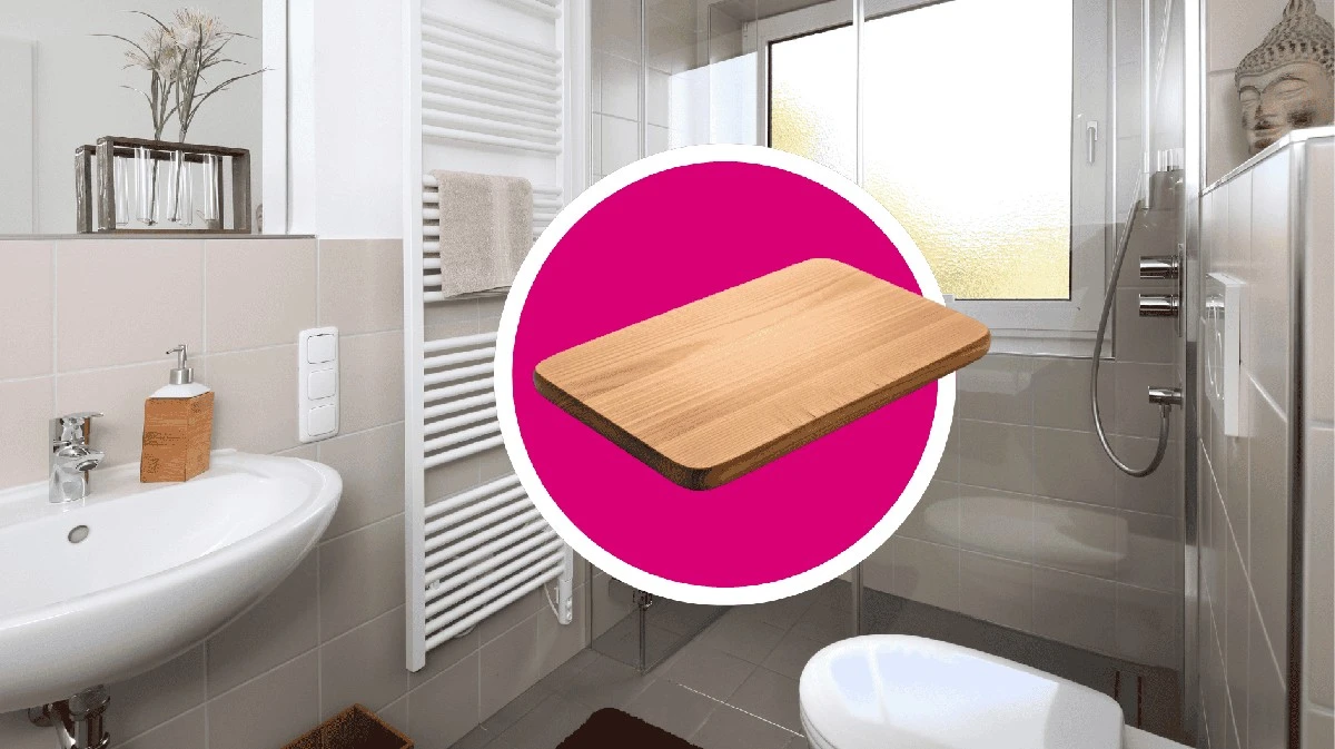 El truco del tabla de cortar que libera espacio en tu baño pequeño