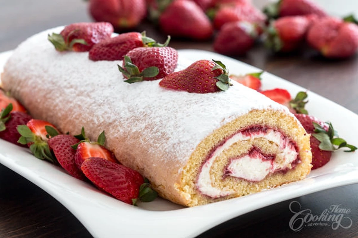 El rollo de galletas con fresas: ¡la receta infalible que no se agrieta! - image 1