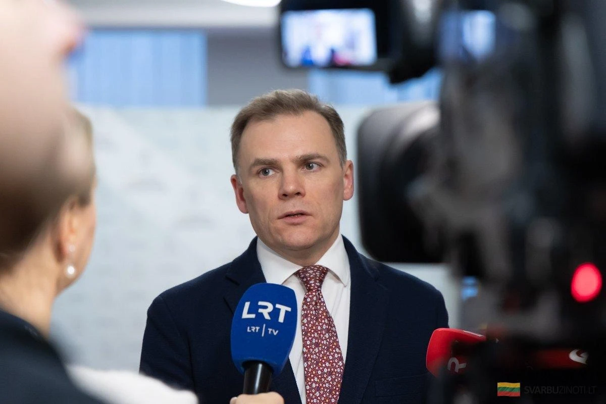 Nuevas reglas inmobiliarias: ¿Por qué ciudadanos rusos y bielorrusos enfrentan restricciones en Lituania?