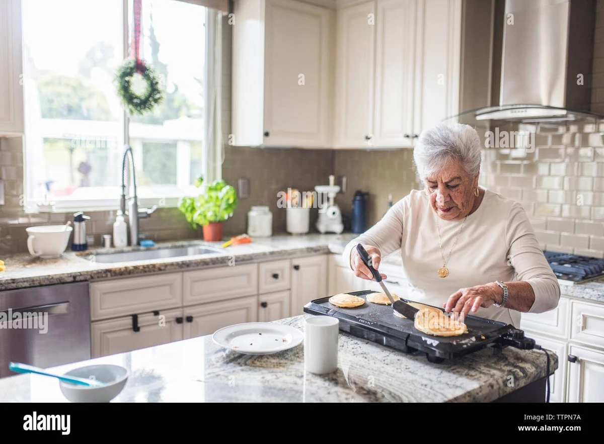 El secreto de la abuela para unos blinis que te transportarán a la infancia (¡y no llevan levadura!) - image 1