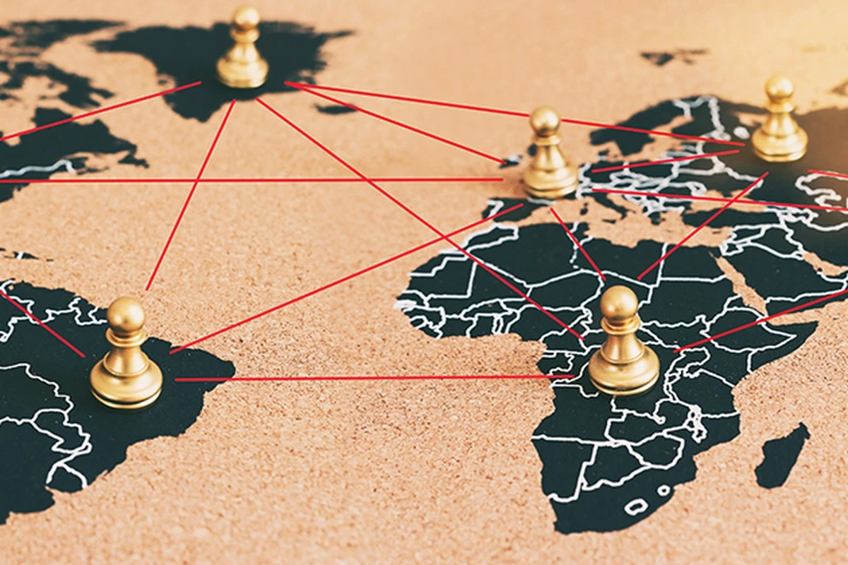 La maquinaria de guerra rusa avanza: ¿Conflicto inevitable o una ventana a la paz? - image 1