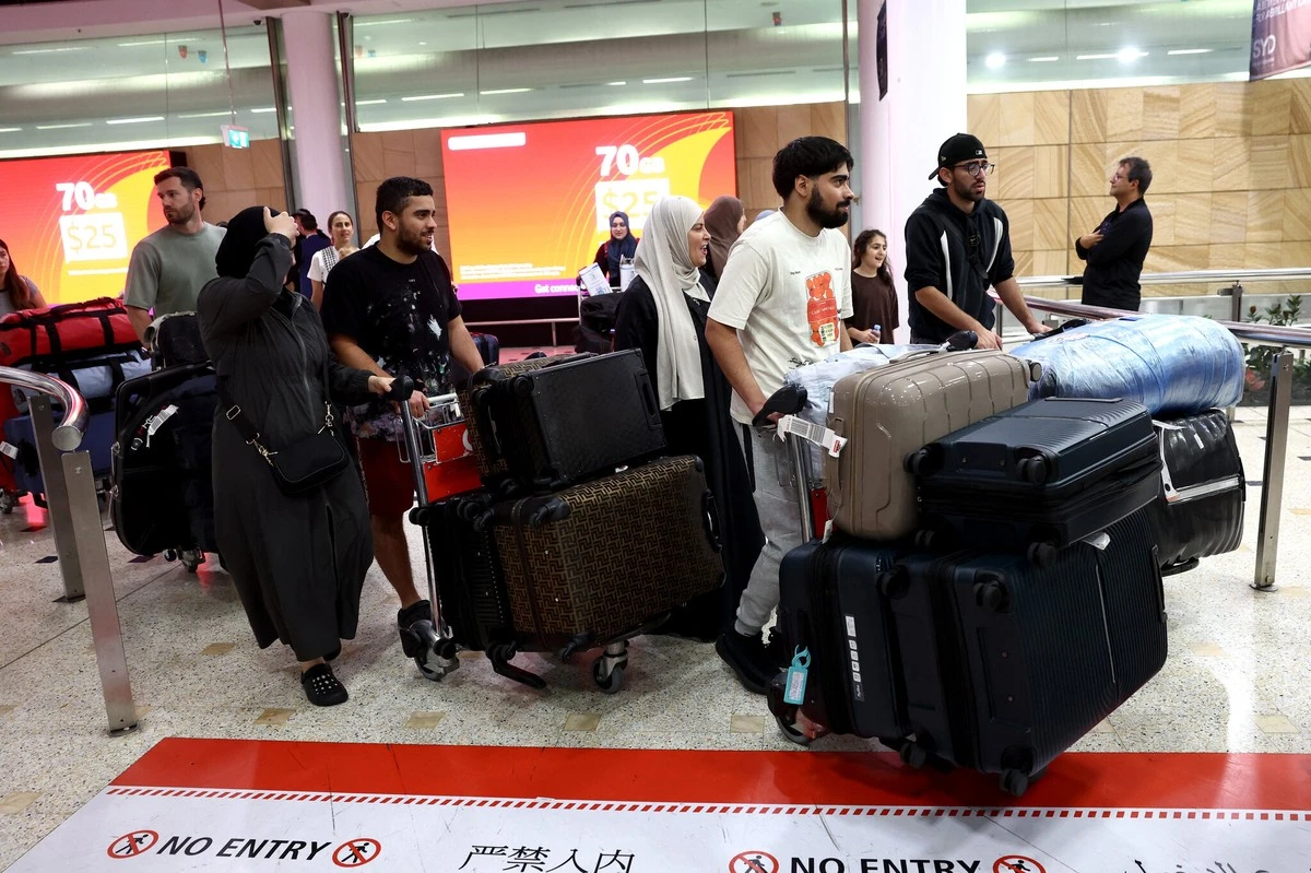 comienzalaevacu-extra-1.webp Comienza la evacuación de lituanos en Medio Oriente ante la escalada de tensión - image 1