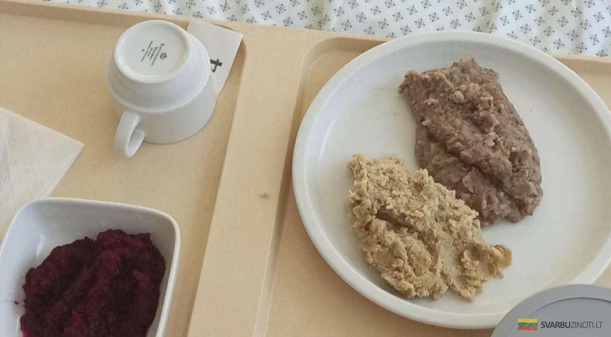 Médicos terminan en la cocina de hospital por falta de personal: así es la comida que reciben los pacientes