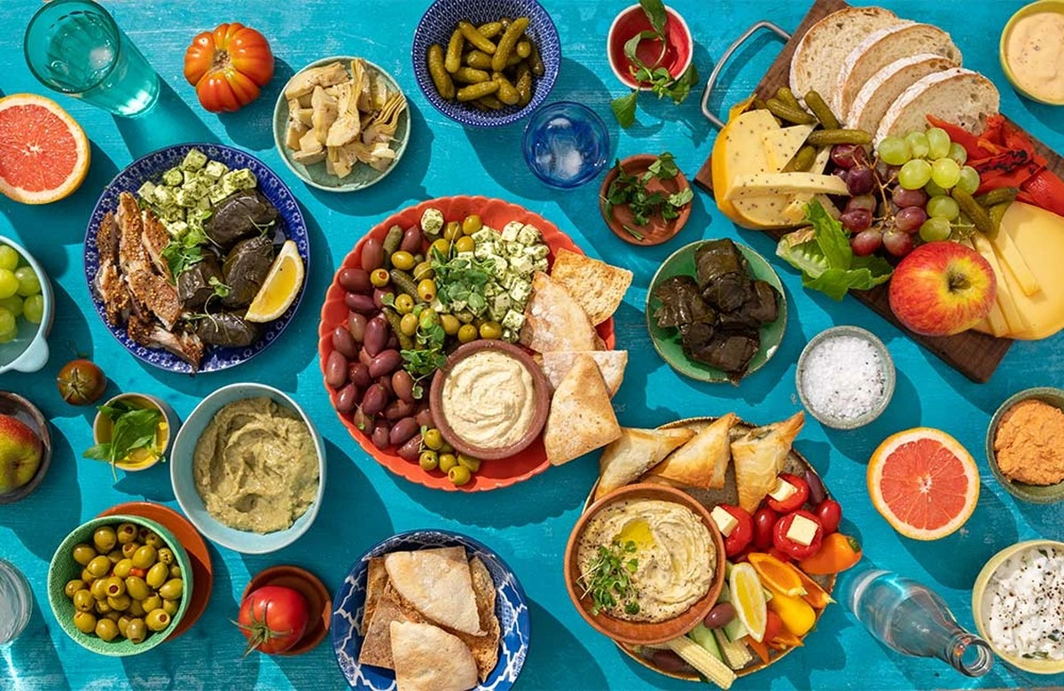 Arroz con Feta y Carne Picada: El sabor de Grecia en tu mesa - image 1