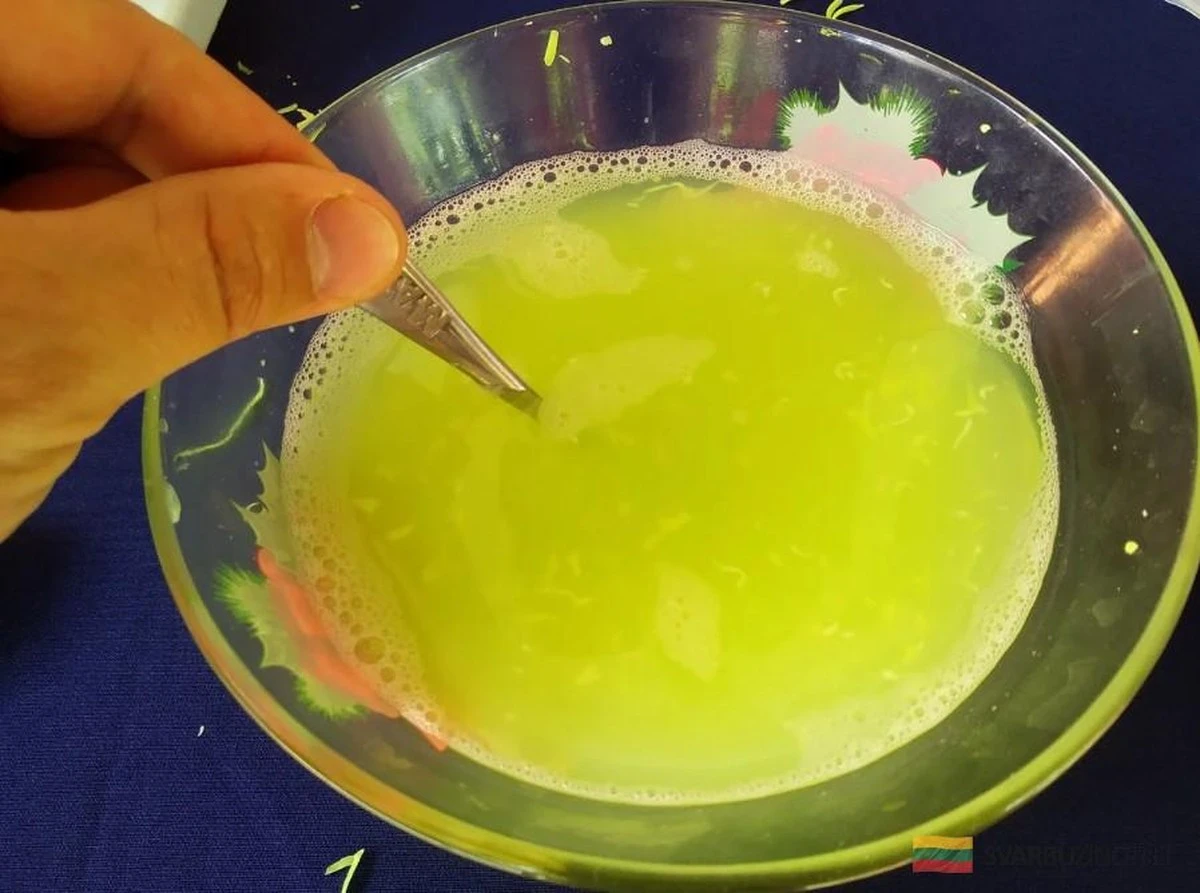 Prepara jabón líquido casero por menos de 30 céntimos el litro: la receta de mi vecino que te sorprenderá