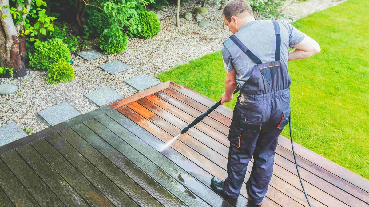 Adiós al musgo en tu terraza: 3 remedios caseros que funcionan sin químicos - image 1